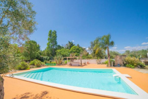 Masseria Le Palmentelle Pool And Garden - Happy Rentals